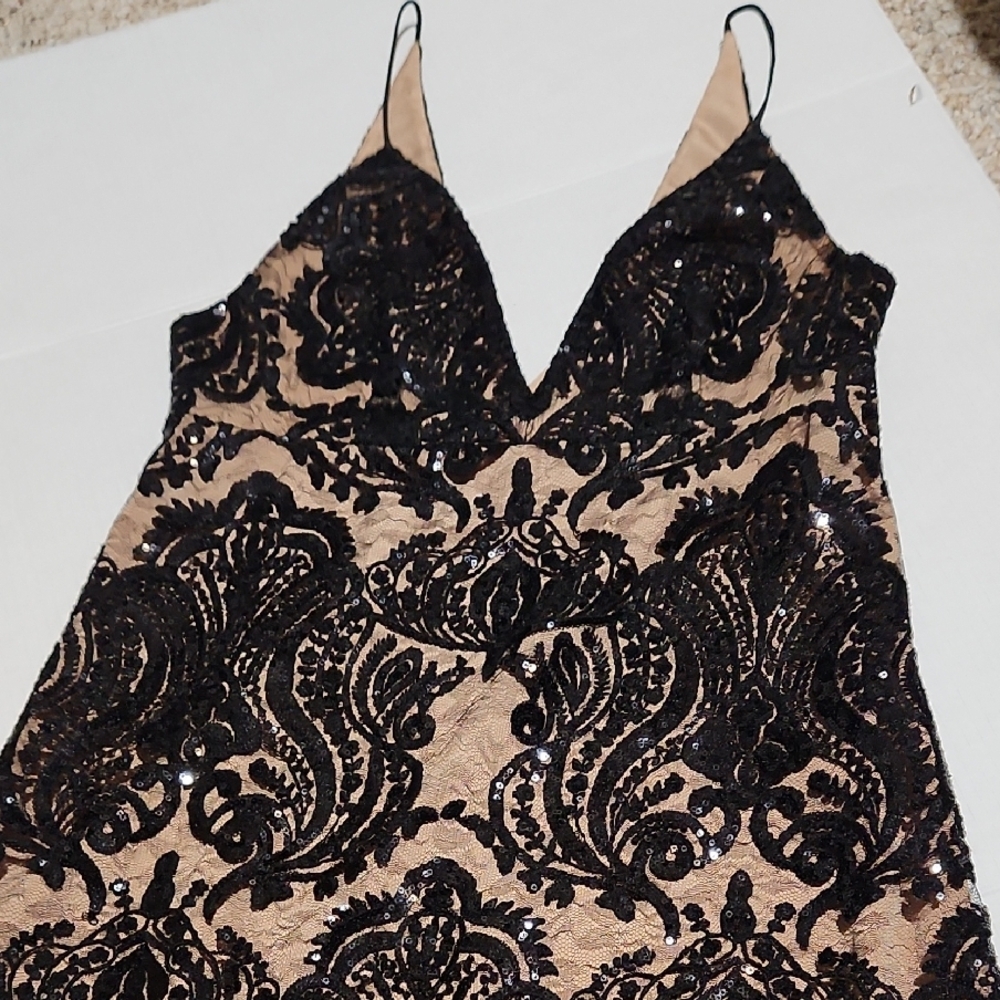 Elegant Black Lace Dress